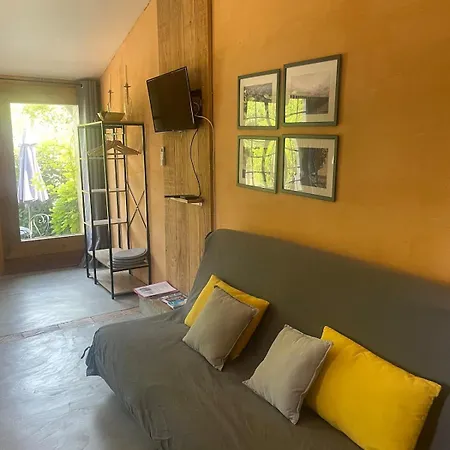 Le De La Léouzière Apartamento Belvézet